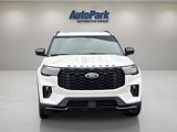 New 2025 Ford Explorer ST-Line image 2