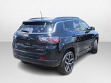 New 2025 Jeep Compass Limited image 3