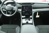 New 2025 Jeep Grand Cherokee Altitude image 5