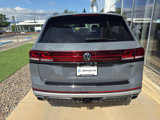 New 2025 Volkswagen Atlas Peak Edition SE image 5