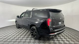 New 2025 Chevrolet Suburban High Country image 5