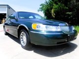 Used 2000 Lincoln Town Car Signature image 3