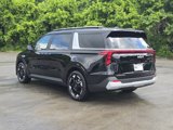 New 2025 Kia Carnival EX image 4