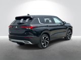 Used 2023 Mitsubishi Outlander SE image 5