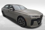 New 2026 BMW 750e xDrive w/ Premium Package image 2