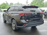 Certified 2023 Toyota Highlander XLE image 4