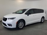 New 2026 Chrysler Pacifica Select image 3