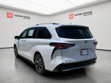 New 2025 Toyota Sienna Platinum image 6