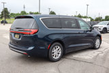 New 2025 Chrysler Pacifica Select w/ Uconnect Theater Family Group image 4