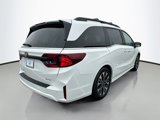 New 2025 Honda Odyssey Elite image 5