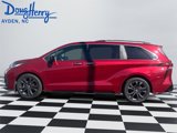 Used 2022 Toyota Sienna XSE image 2