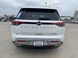New 2025 Nissan Pathfinder Platinum image 4