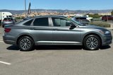 Used 2020 Volkswagen Jetta SE w/ SE Cold Weather Package image 3