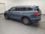 Used 2019 Honda Pilot Touring image 3