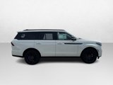 New 2025 Lincoln Navigator Reserve image 4