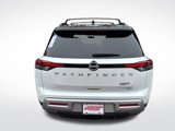 New 2025 Nissan Pathfinder Platinum image 5