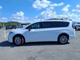 New 2026 Chrysler Pacifica Select image 4