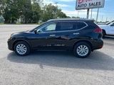 Used 2018 Nissan Rogue SV image 2