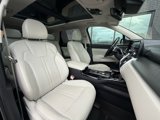Used 2022 Kia Sorento SX Prestige w/ Panoramic Sunroof Package image 4
