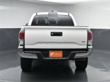 Used 2023 Toyota Tacoma TRD Off-Road image 4