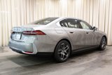 New 2025 BMW i5 xDrive40 w/ Premium Package image 5