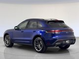 Certified 2024 Porsche Macan image 3