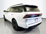 New 2025 Lincoln Navigator Reserve image 5