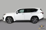Used 2025 Lexus LX 700h Luxury image 4