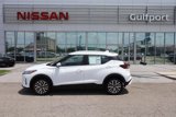 Used 2024 Nissan Kicks SV image 3