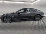 Used 2024 Porsche Panamera image 2
