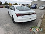 Used 2021 Hyundai Elantra SEL w/ Convenience Package image 3