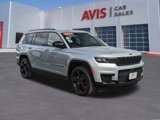 Used 2023 Jeep Grand Cherokee L Laredo image 3