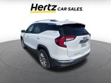 Used 2024 GMC Terrain SLT image 3