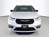 New 2026 Chrysler Pacifica Select image 3