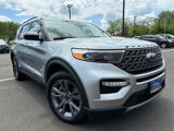 Certified 2022 Ford Explorer XLT w/ Equipment Group 202A image 3