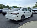 Used 2018 Toyota Camry SE image 5