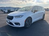 New 2026 Chrysler Pacifica Select image 3