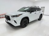 New 2025 Toyota Highlander XLE image 5