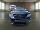 Used 2019 Dodge Journey SE w/ Premium Group image 2