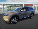 New 2025 Nissan Pathfinder Platinum image 2