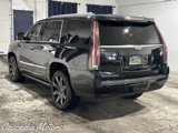 Used 2015 Cadillac Escalade Premium image 4