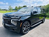 Used 2025 Chevrolet Suburban RST image 2