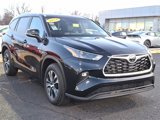 Certified 2024 Toyota Highlander XLE image 2