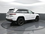 Used 2023 Jeep Grand Cherokee Altitude image 2
