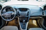 Used 2017 Ford Focus SE image 3