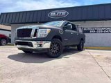 Used 2017 Nissan Titan SV image 3