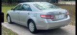 Used 2010 Toyota Camry LE image 4