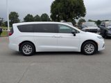 New 2026 Chrysler Pacifica Select image 4