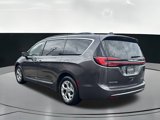 Used 2023 Chrysler Pacifica Limited image 5