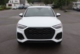 Used 2024 Audi Q5 e Prestige w/ Prestige Package image 2